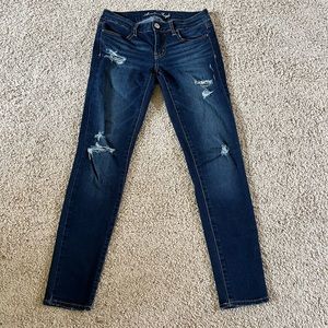 American Eagle Ripped Denim Jegging